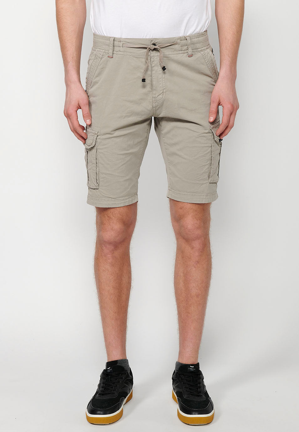 Bermuda cargo cintura cordón hombre piedra - Koroshi 2411PS12