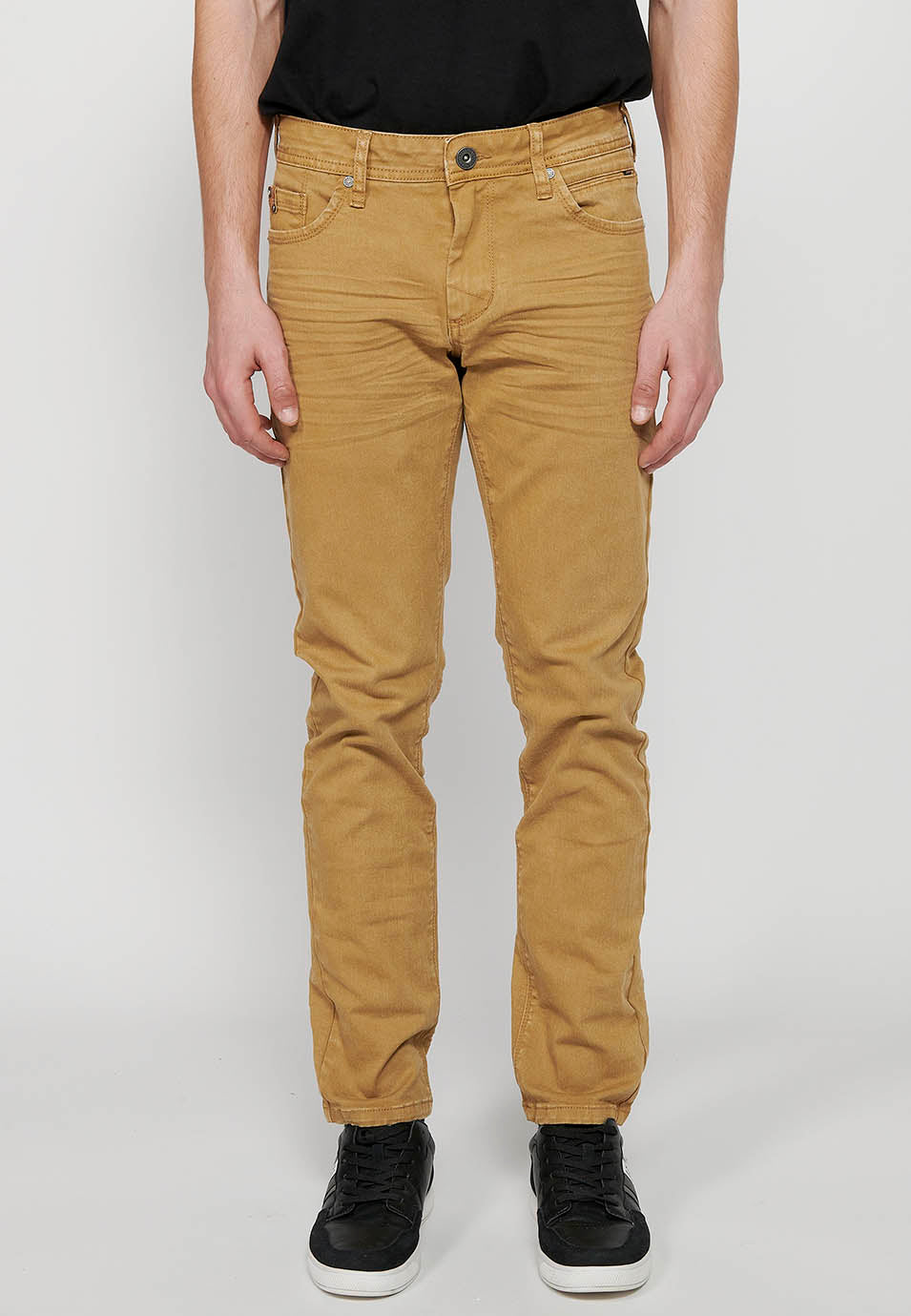 Tan men's regular straight five-pocket pants - Koroshi 2411PT01