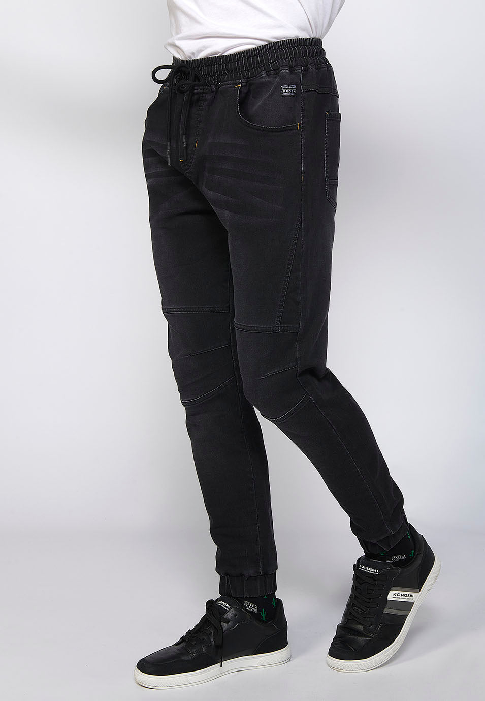 Pantalón jogger vaquero slim fit hombre black denim - Koroshi 2411PT85
