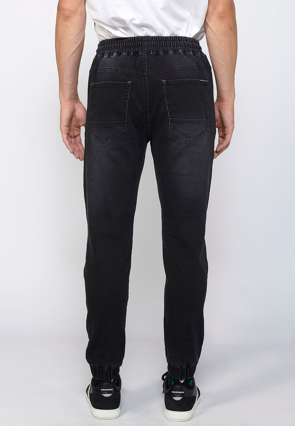 Pantalón jogger vaquero slim fit hombre black denim - Koroshi 2411PT85