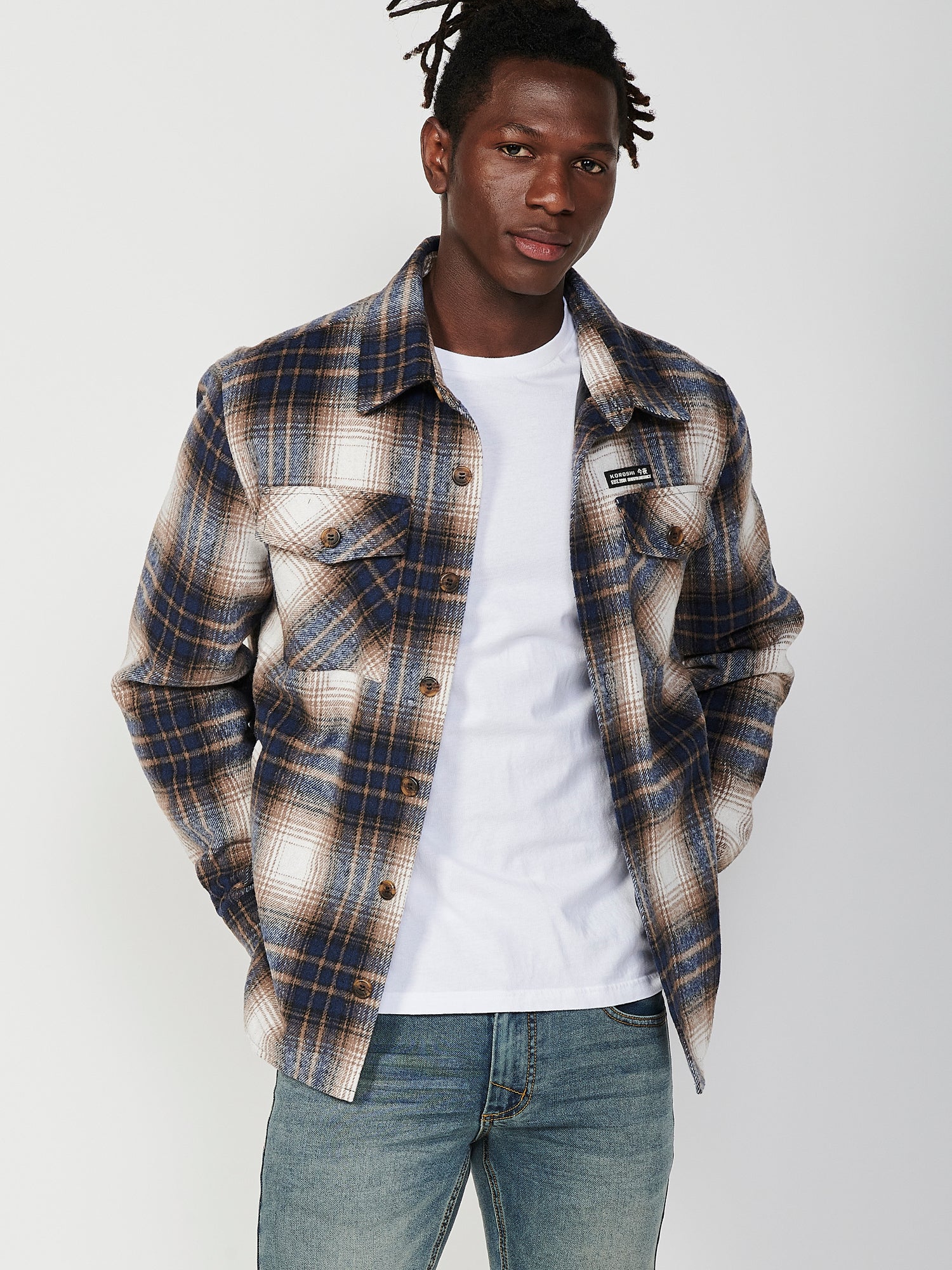 Sovracamicia da uomo in poliestere a maniche lunghe con chiusura frontale a bottoni