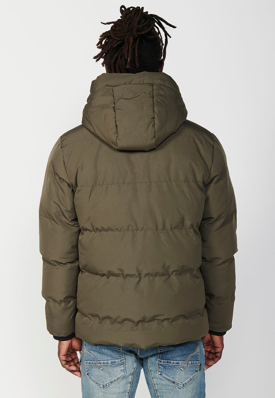 Cazadora acolchada y cierre delantero con cremallera y cuello con capucha para hombre