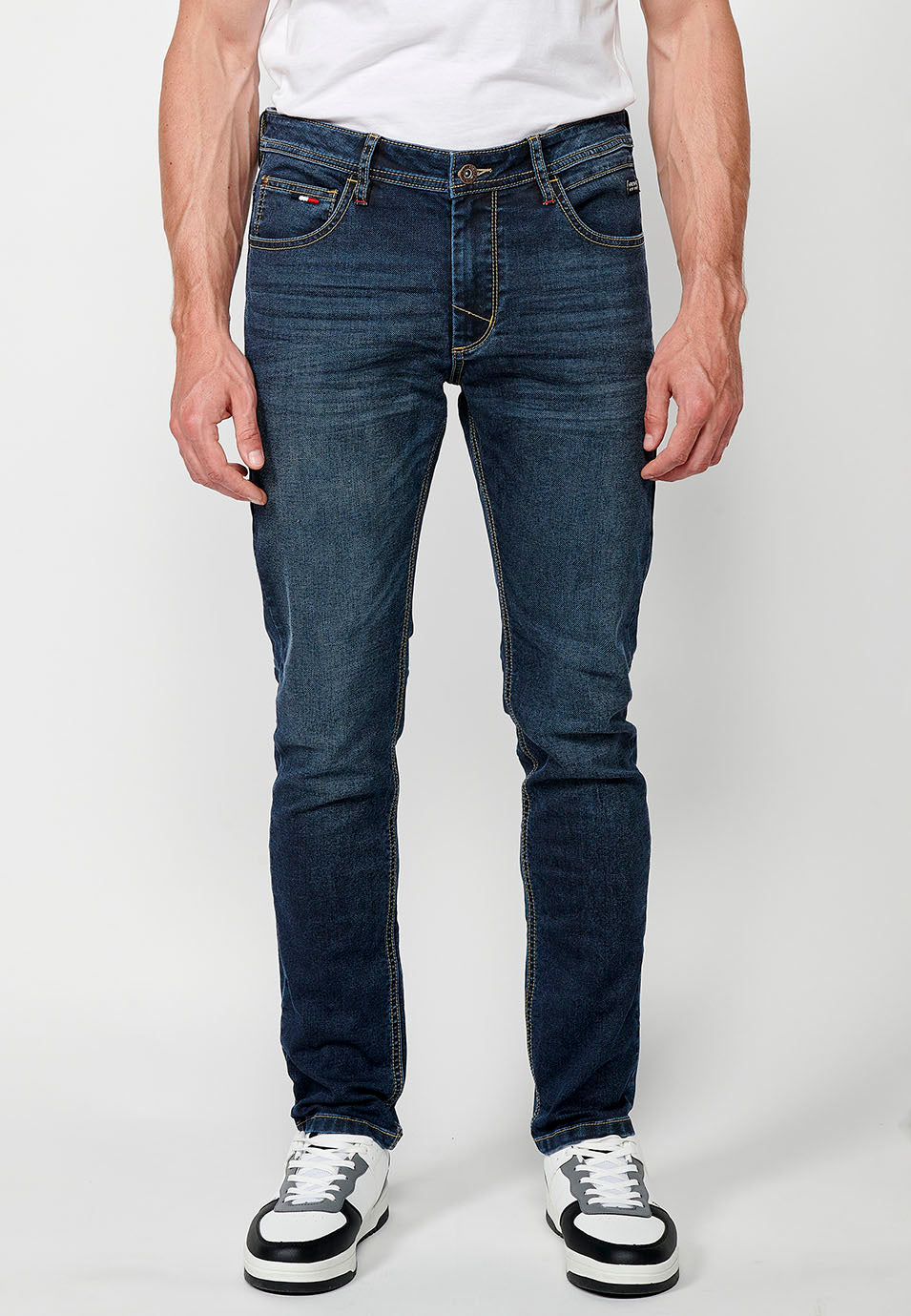 2421PT18-000302-2421PT18_000302_2