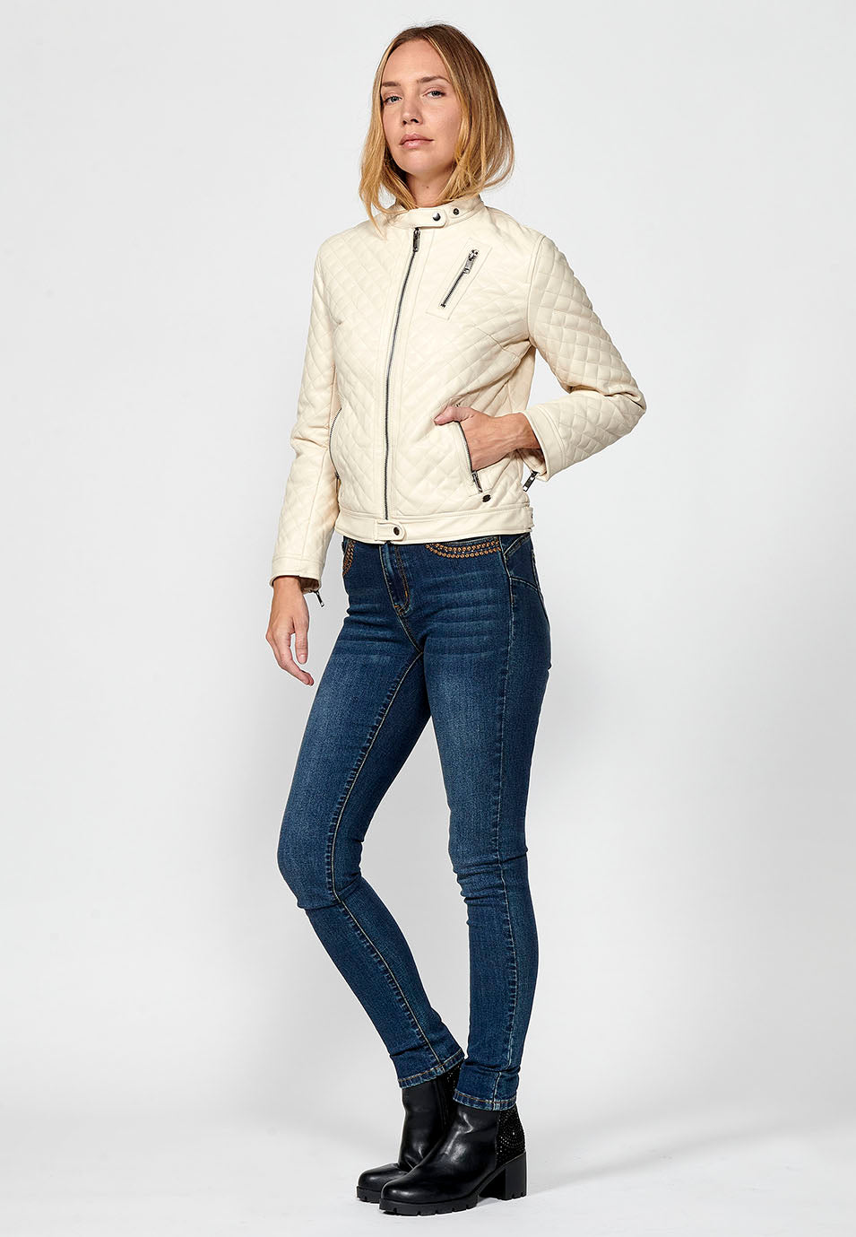 2422JA19-000030-2422JA19_000030_2