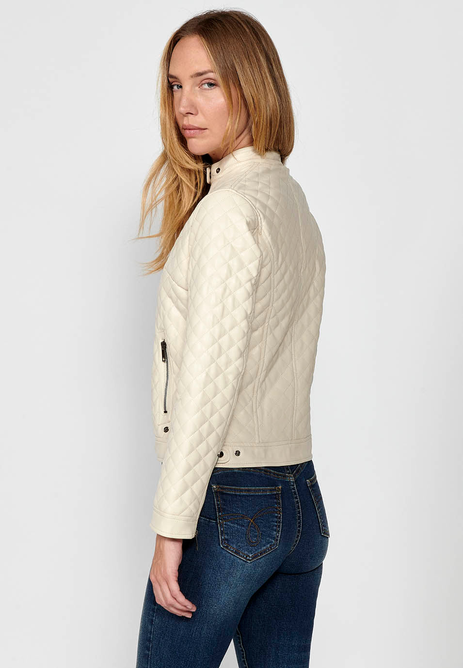 2422JA19-000030-2422JA19_000030_7