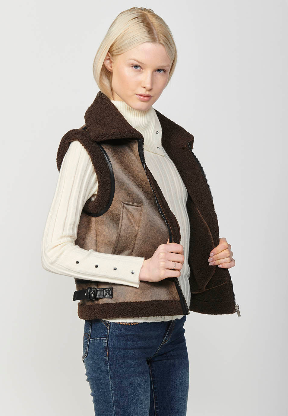 2422JA39-000019-2422JA39_000019_8