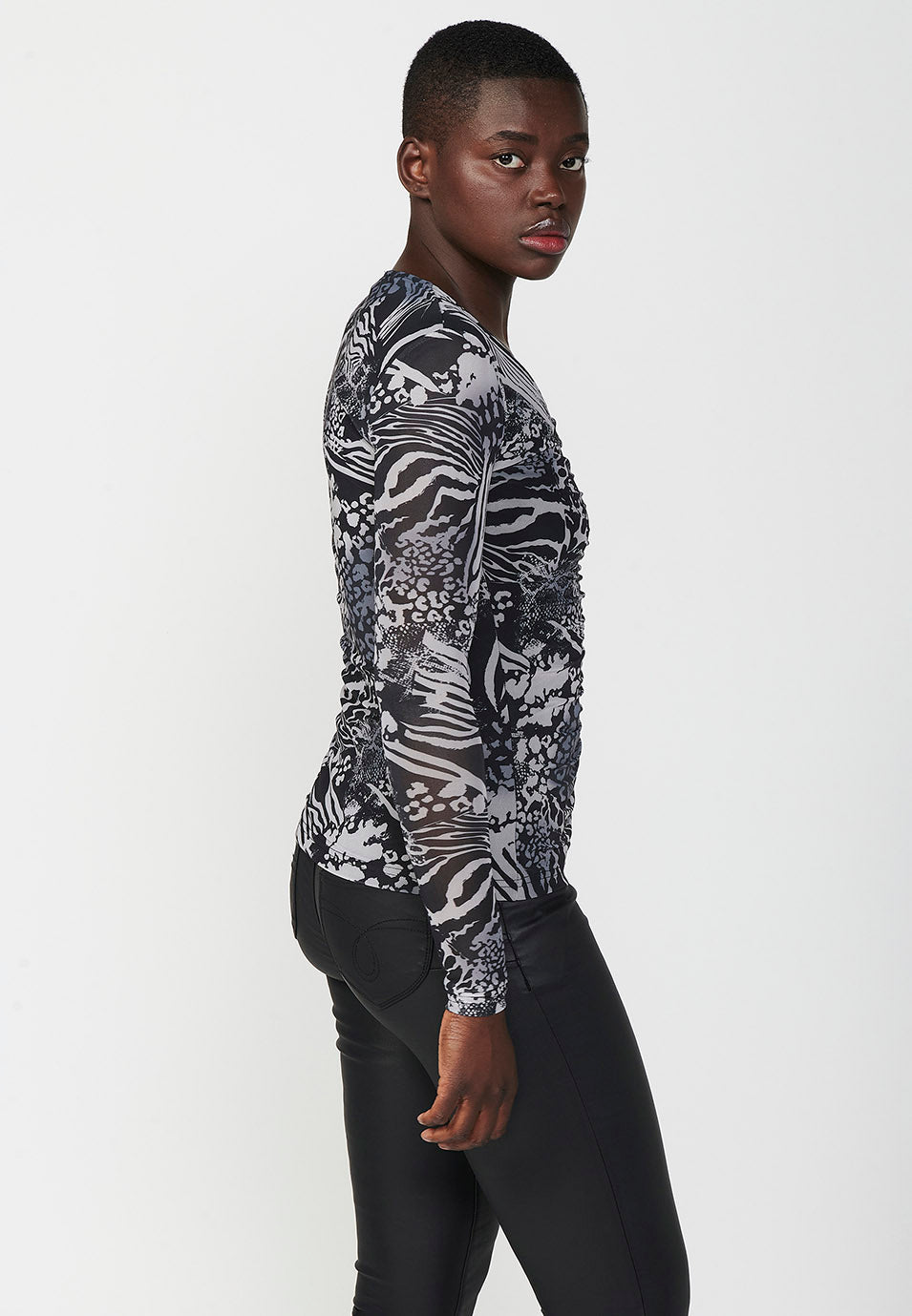 2422ML01-000323-2422ML01_000323_3