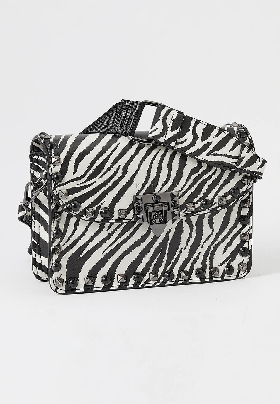 2422ZB00-000001-2422ZB00_000001_2