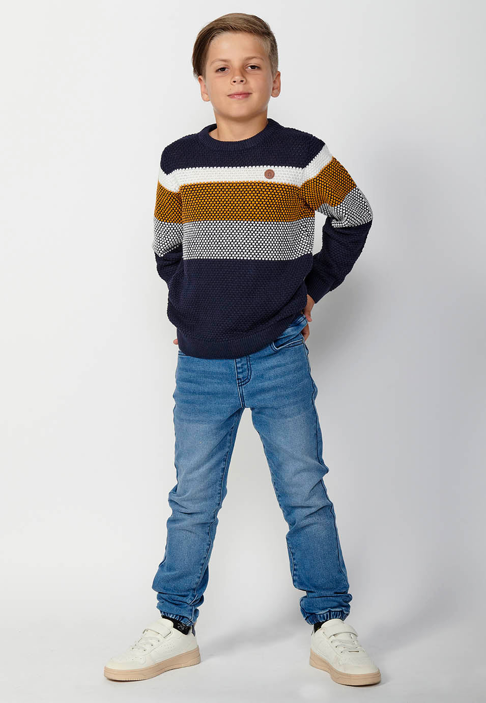 2424TR01-000027-2424TR01_000027_1