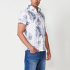 Camisa de Manga Corta de Algodón con Estampado Tropical y Bolsillo Delantero en Blanco para Hombre – 100% Algodón
