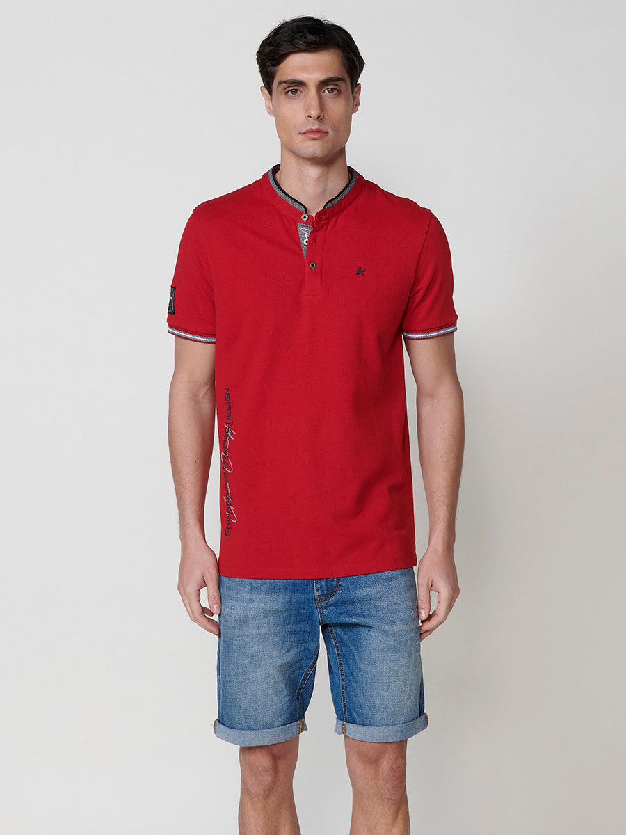 Piqué-Poloshirt mit Mandarinkragen und kurzen Ärmeln für Herren, Rot – Koroshi 2511PC26