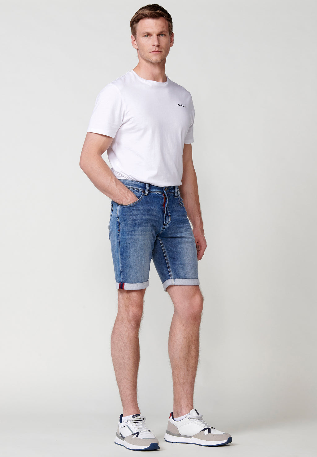 2511PS22-000301-2511PS22_000301_1