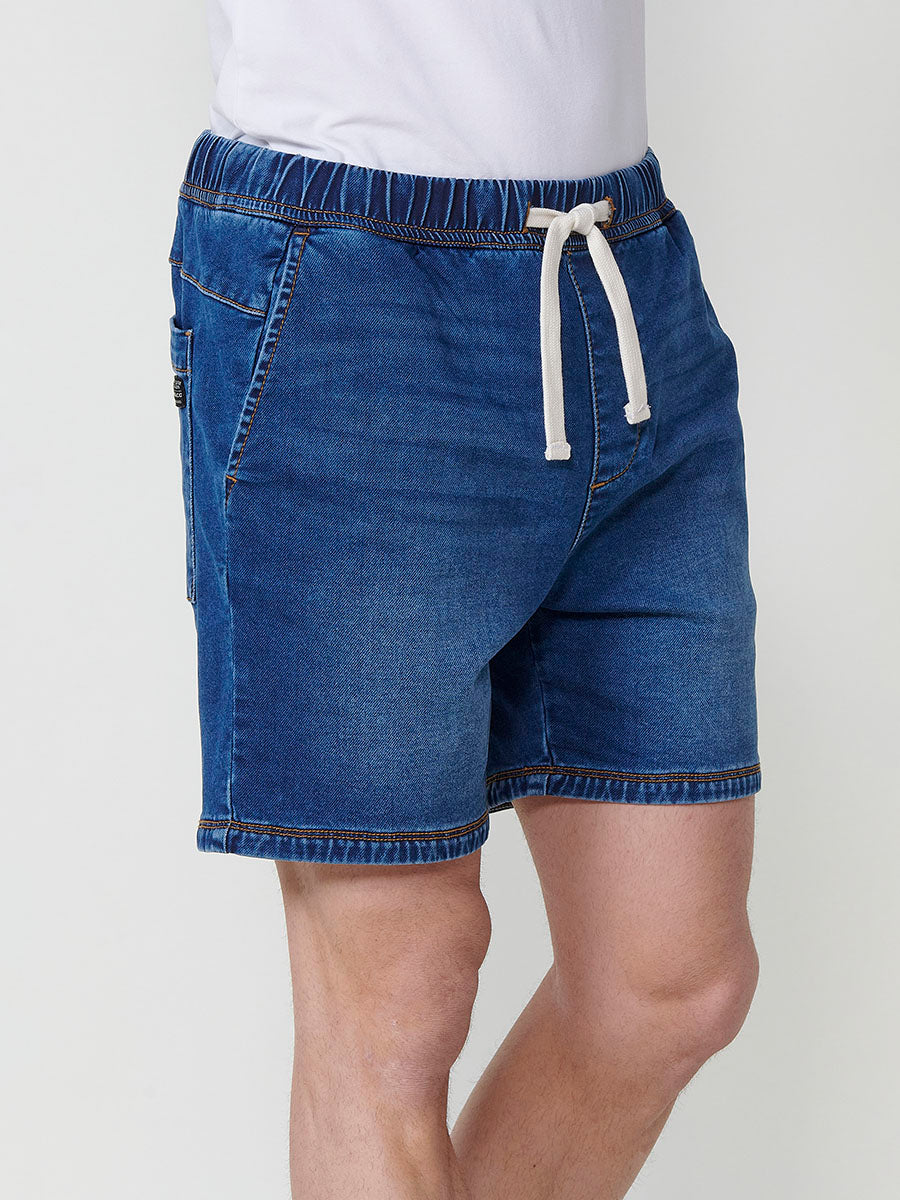 Men's washed denim knit jogger shorts medium blue - Koroshi 2511PS88