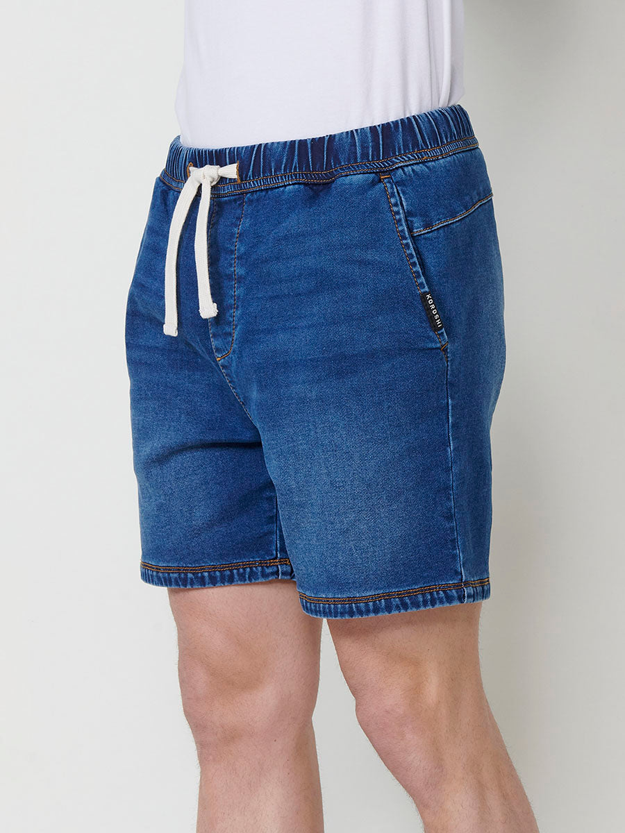 Men's washed denim knit jogger shorts medium blue - Koroshi 2511PS88