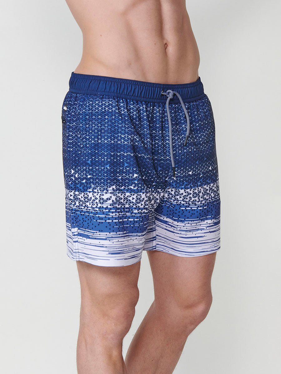 Herren-Badeanzug mit Farbverlauf und geometrischem Muster, Marineblau – Koroshi 2511WA15