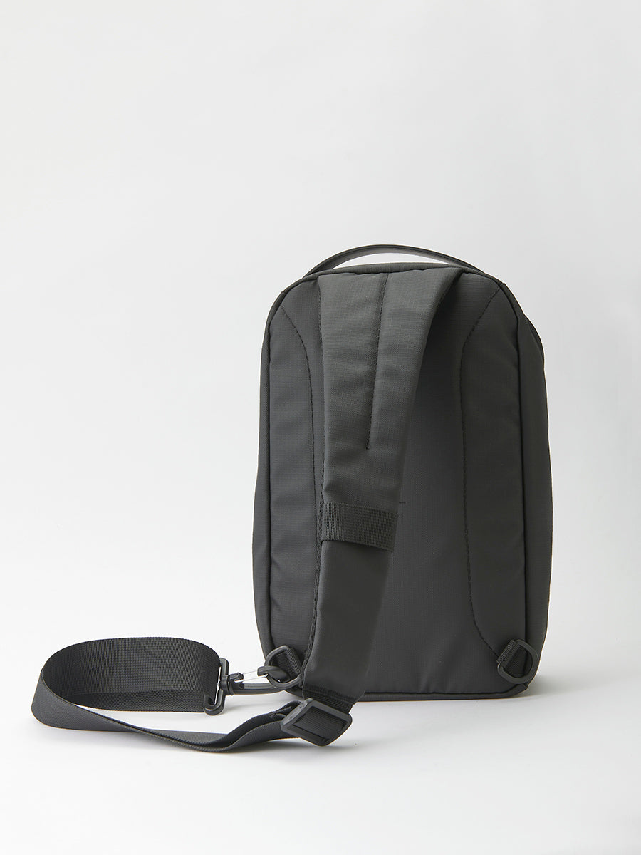 Shoulder backpack with pockets and zipper compartments for men and