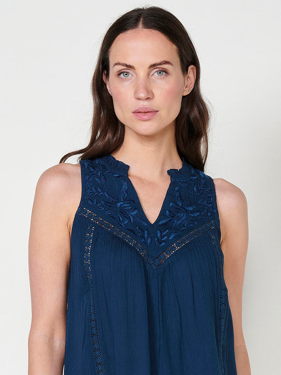 Brusa Sense Mànigues Crepe Brodada Dona Navy - Koroshi 2512BL39