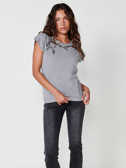 Gray women's short sleeve t-shirt with rhinestones and sequins on the neckline - Koroshi 2512TP23