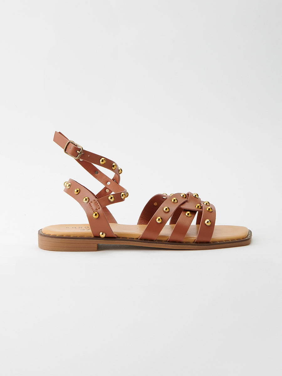 Sandales plates femme marron à brides et clous en métal - Koroshi 2512XC04