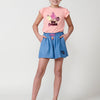 Short fille bleu moyen effet denim avec nœud rose et broderie sur le devant