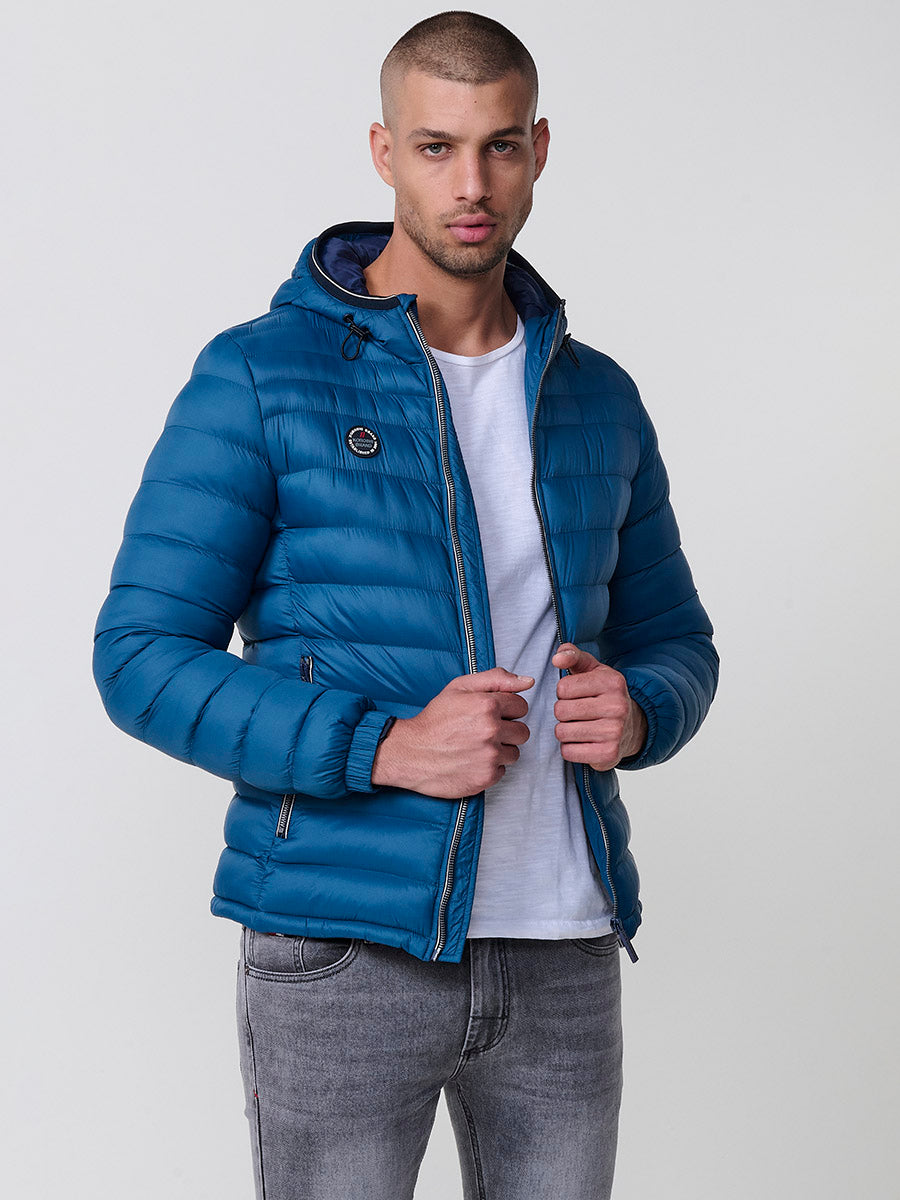 Chaqueta acolchada plumífero con capucha hombre azul detalle capucha - Koroshi 2521JA49