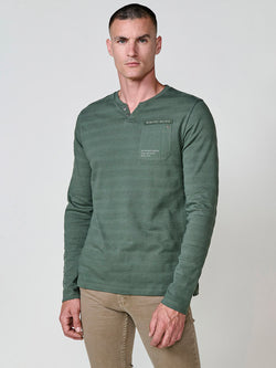 T-shirt a maniche lunghe stampata da uomo kaki - Koroshi 2521ML13