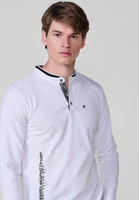 Polo homme anthracite à manches longues, 100% coton, à col rond et style polyvalent pour des looks urbains et élégants.