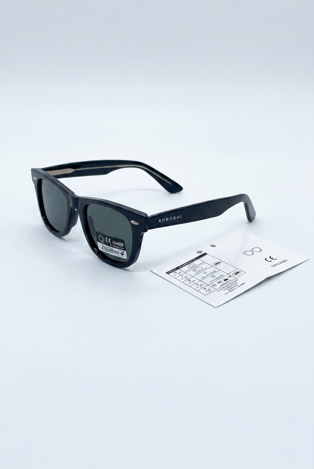 Lunettes de soleil unisexes noires brillantes avec verres verts polarisés