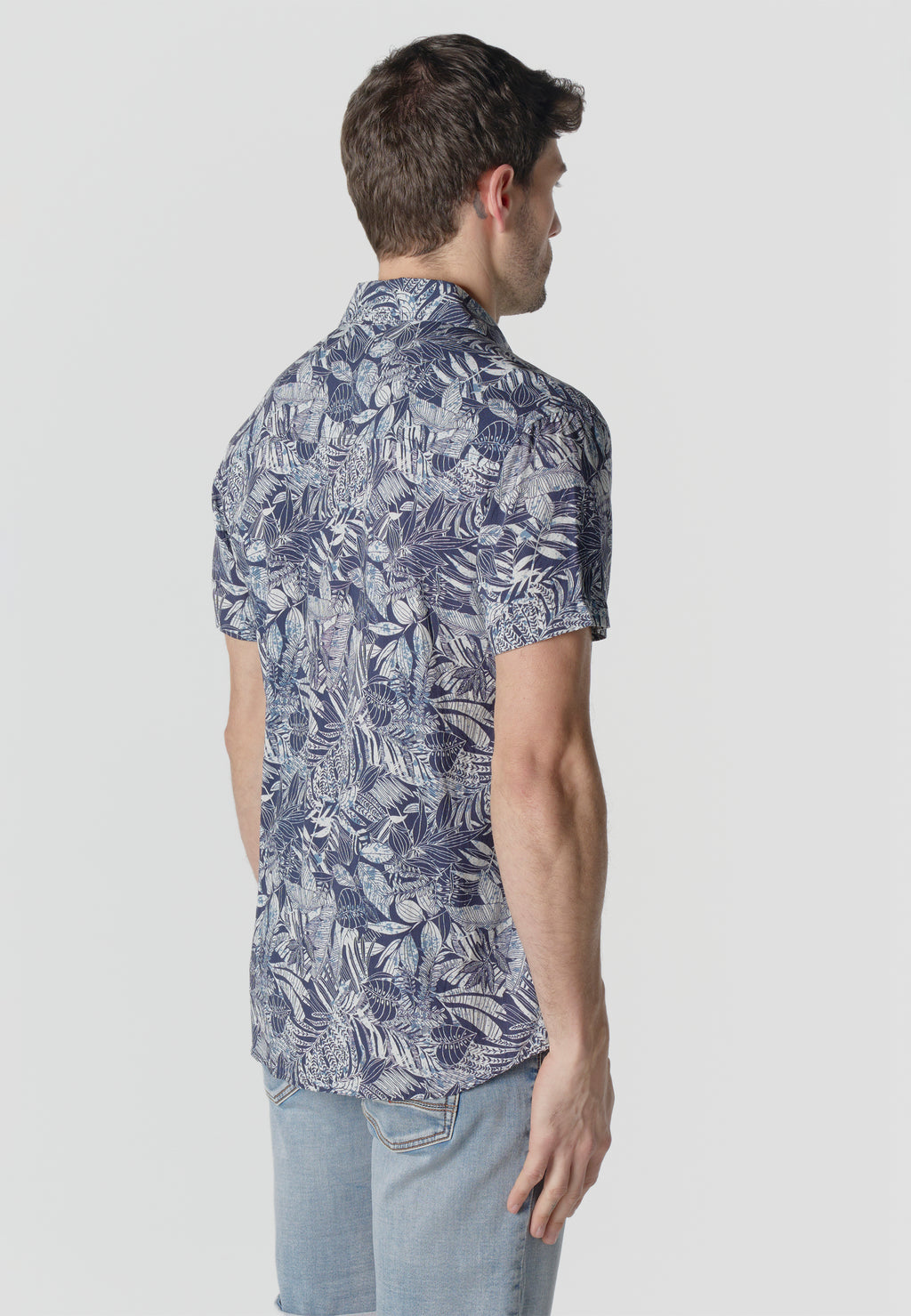 Camicia blu da uomo a manica corta in viscosa stampa tropicale - Koroshi 2611CC37