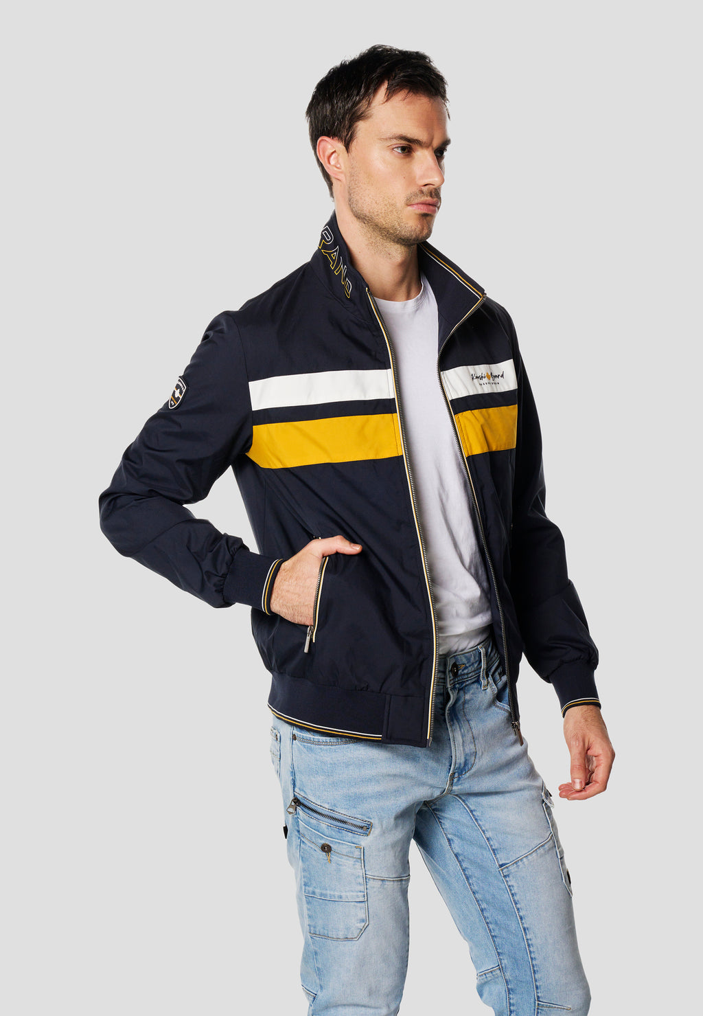 2611JA12-000139-2611JA12_000139_1