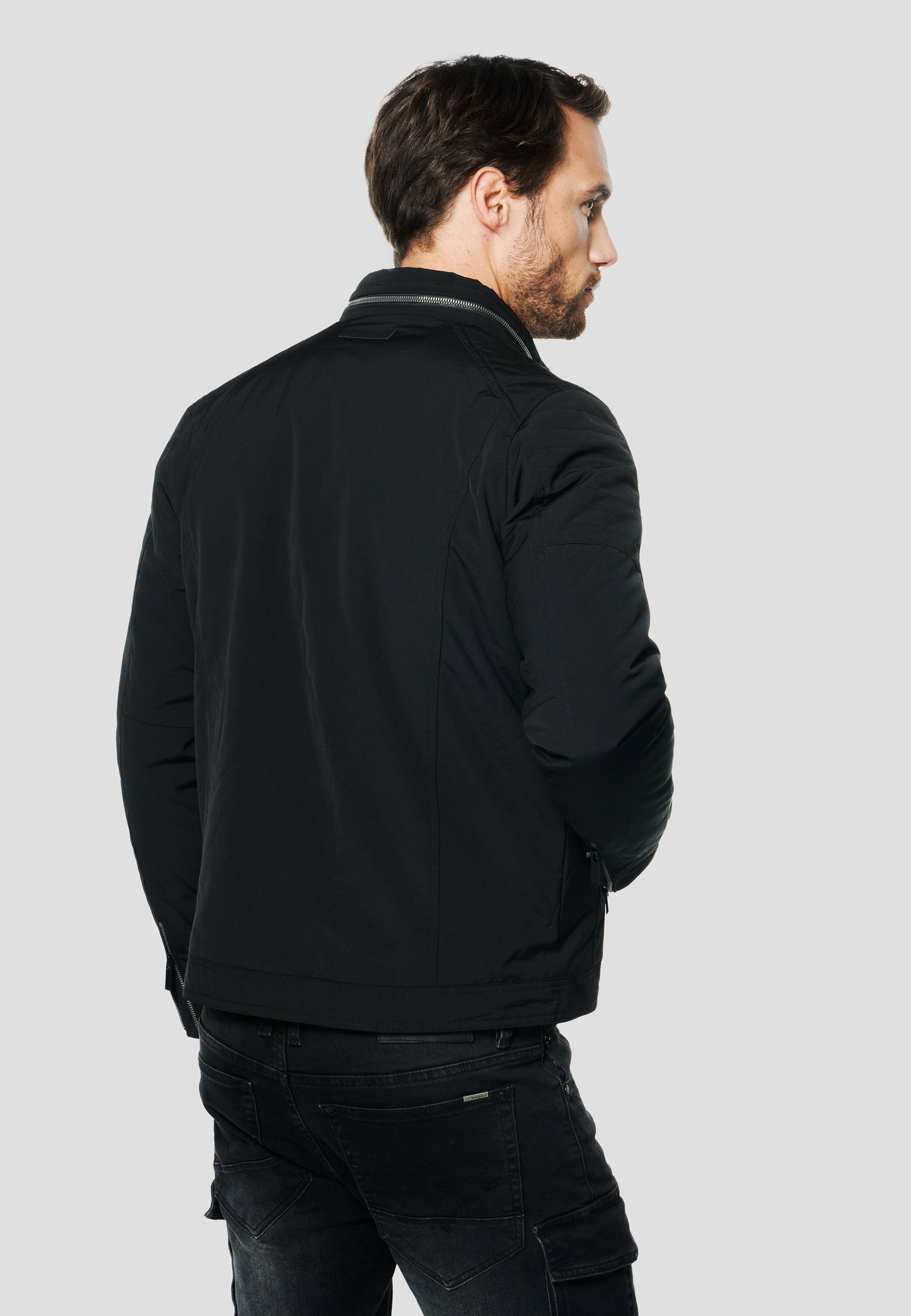 2611JA18-000003-2611JA18_000003_5