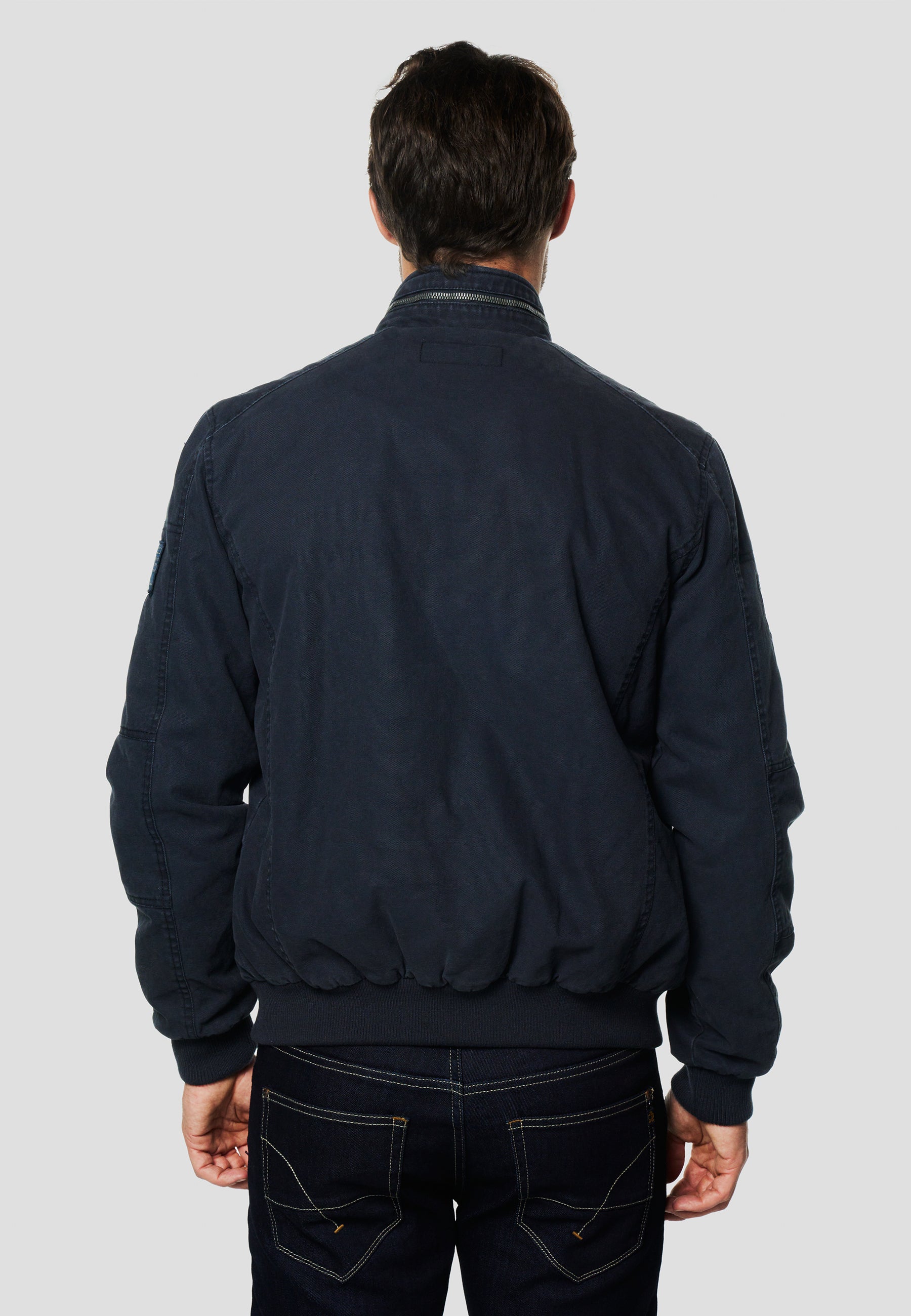 2611JA19-000039-2611JA19_000039_2