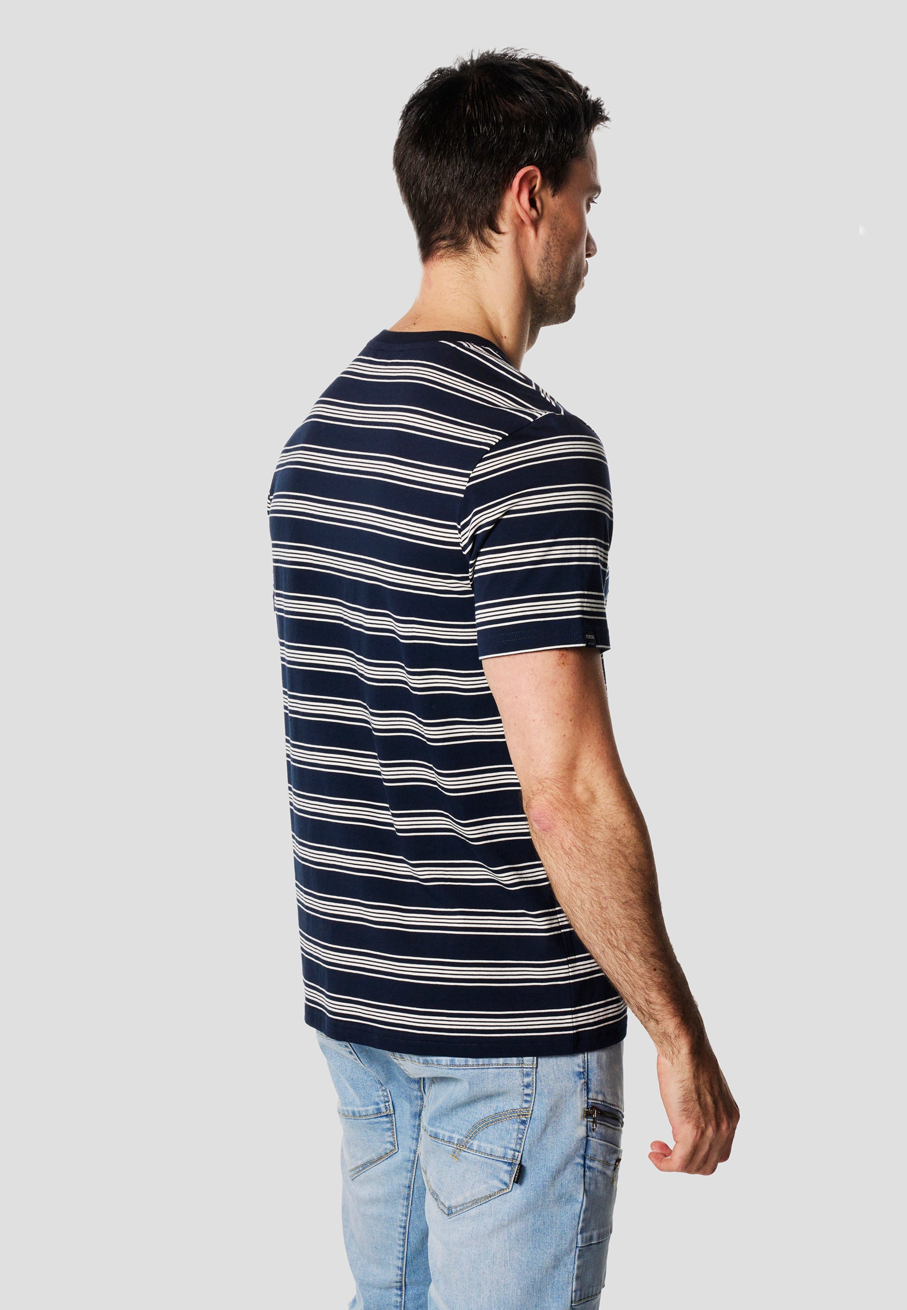 2611MC31-000039-2611MC31_000039_6