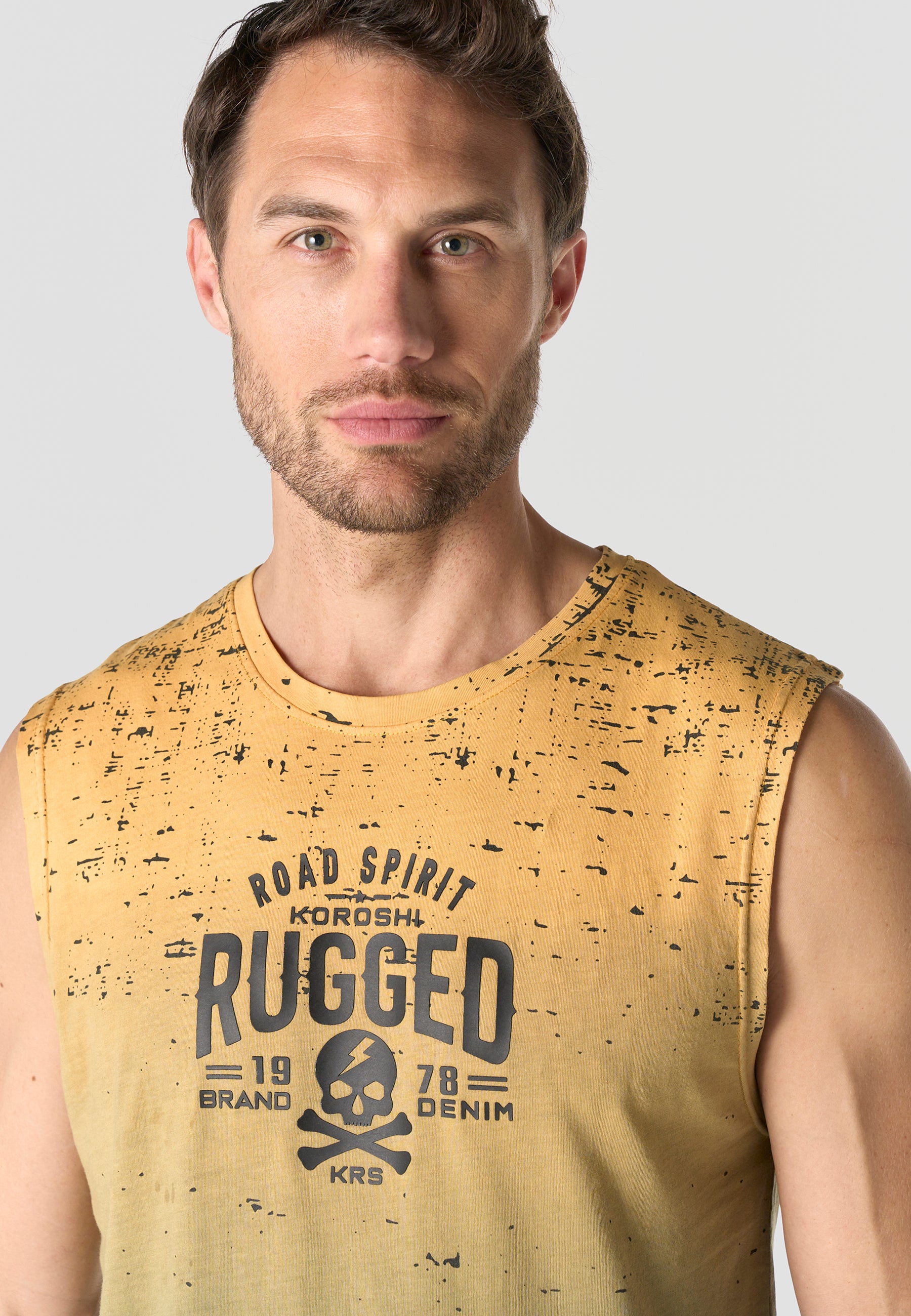 Camiseta boxing estampado all over hombre amarilla - Koroshi 2611MS47
