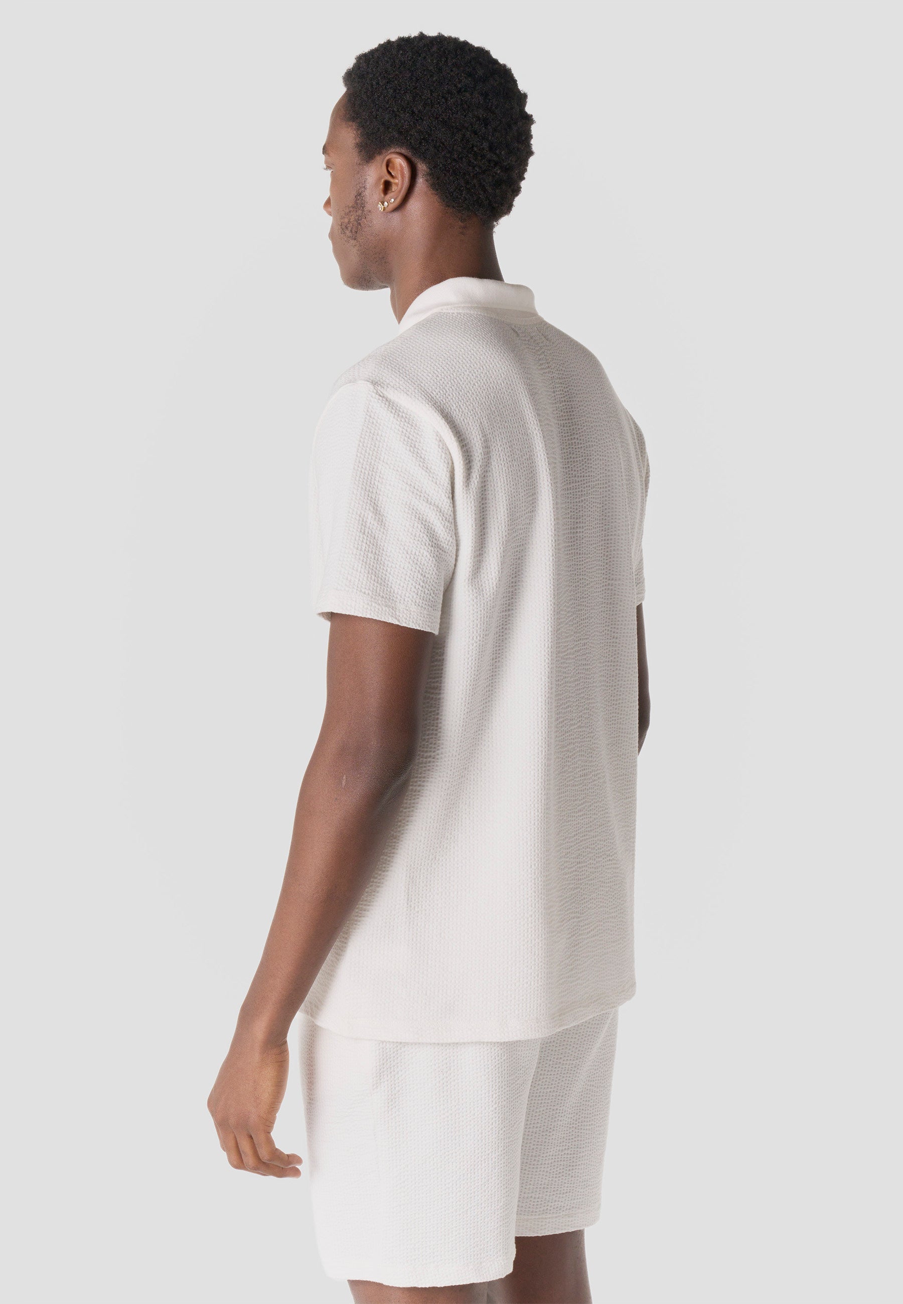 Polo oversize cuello abierto manga corta hombre crudo - Koroshi 2611PC38
