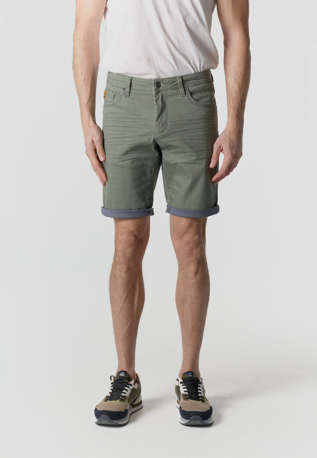 Pantalón Corto Algodón Coated Regular Hombre – KOROSHI