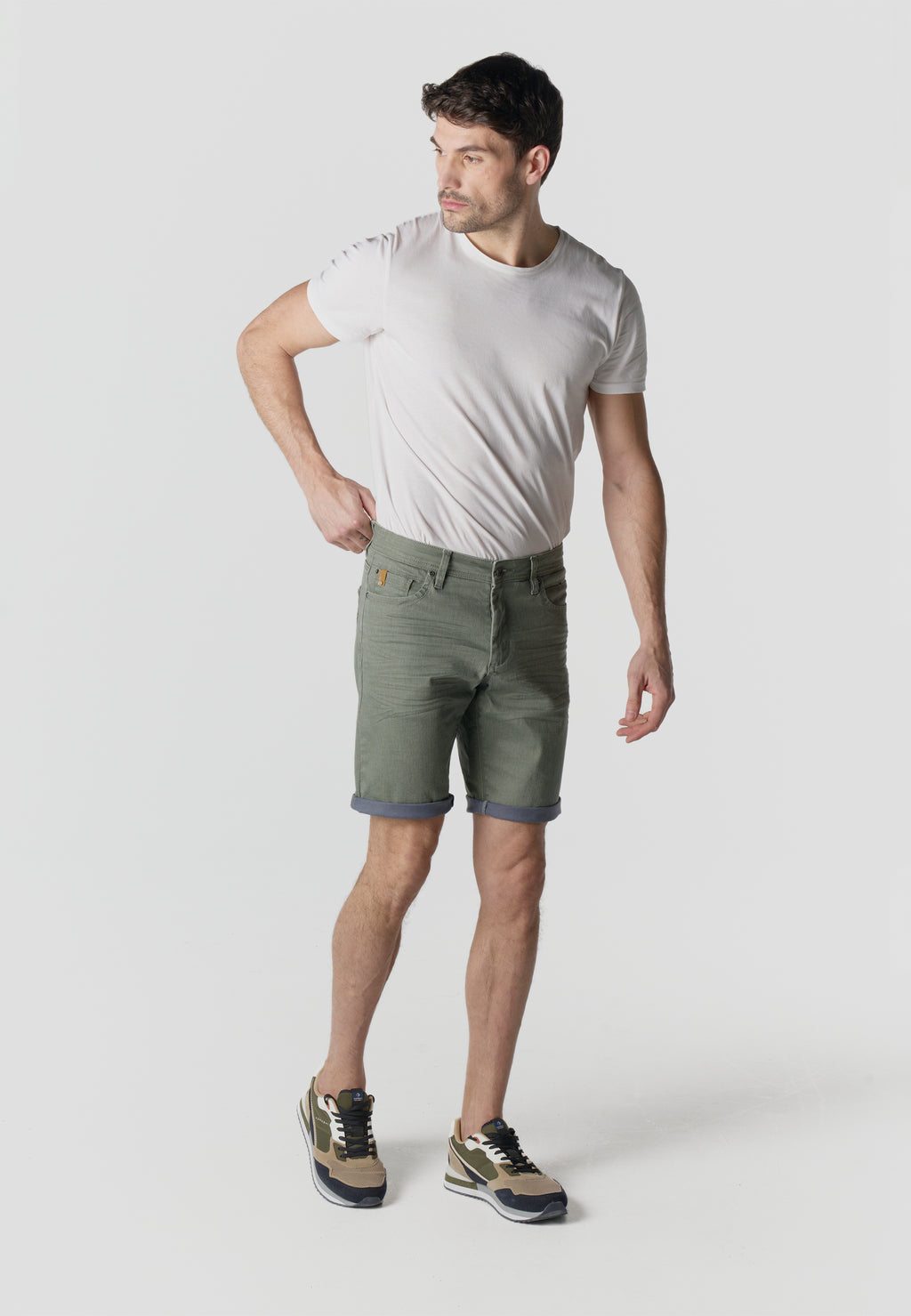 Pantalón Corto Algodón Coated Regular Hombre – KOROSHI
