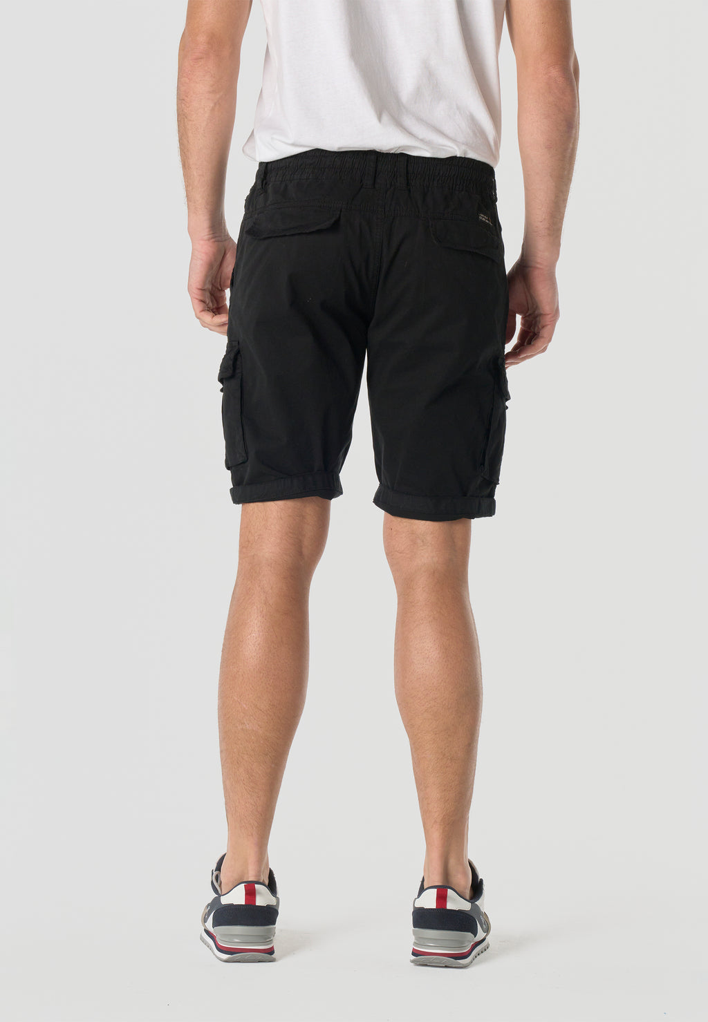 Men's relaxed cotton cargo