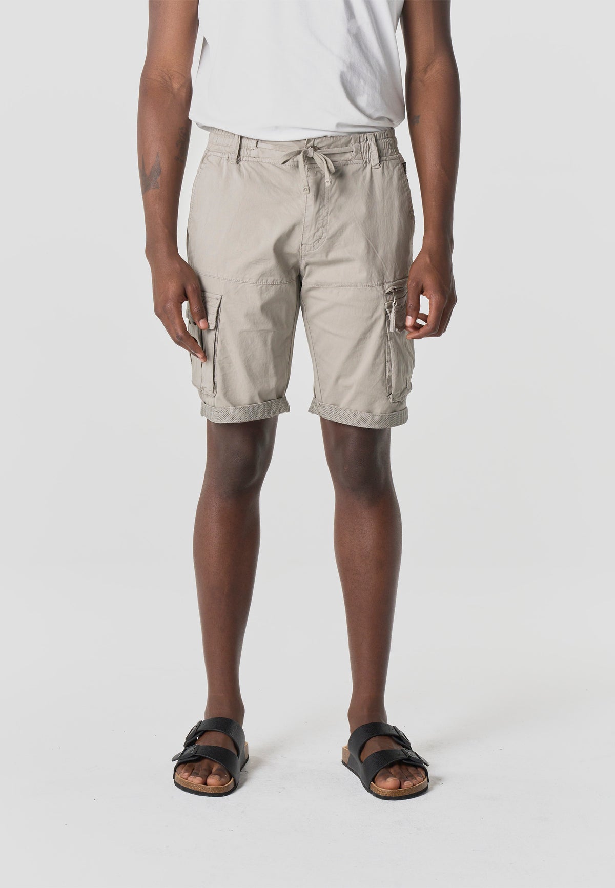 Men's relaxed cotton cargo shorts stone - Koroshi 2611PS12