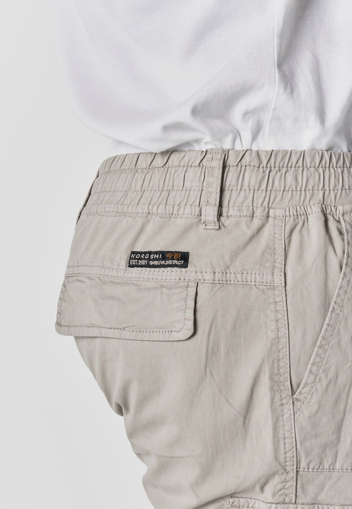 Men's relaxed cotton cargo shorts stone - Koroshi 2611PS12