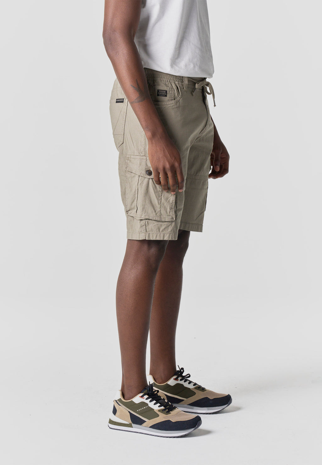 Bermuda cargo algodón relaxed hombre visón - Koroshi 2611PS17