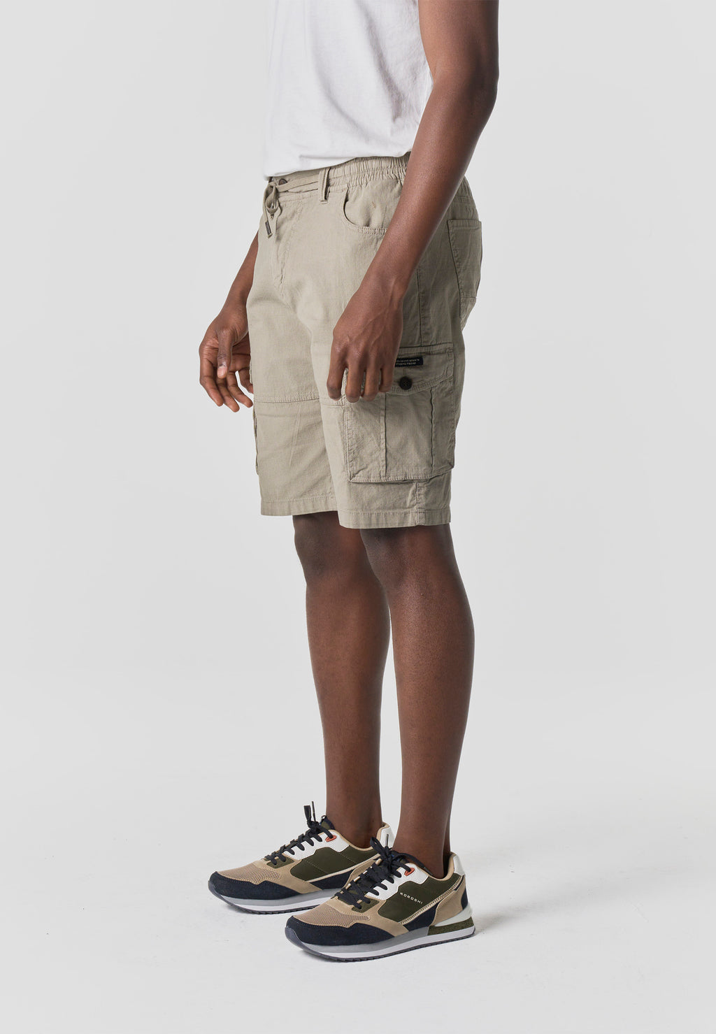 Bermuda cargo algodón relaxed hombre visón - Koroshi 2611PS17