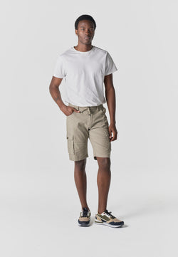 Pantaloncini cargo rilassati da uomo in cotone visone - Koroshi 2611PS17