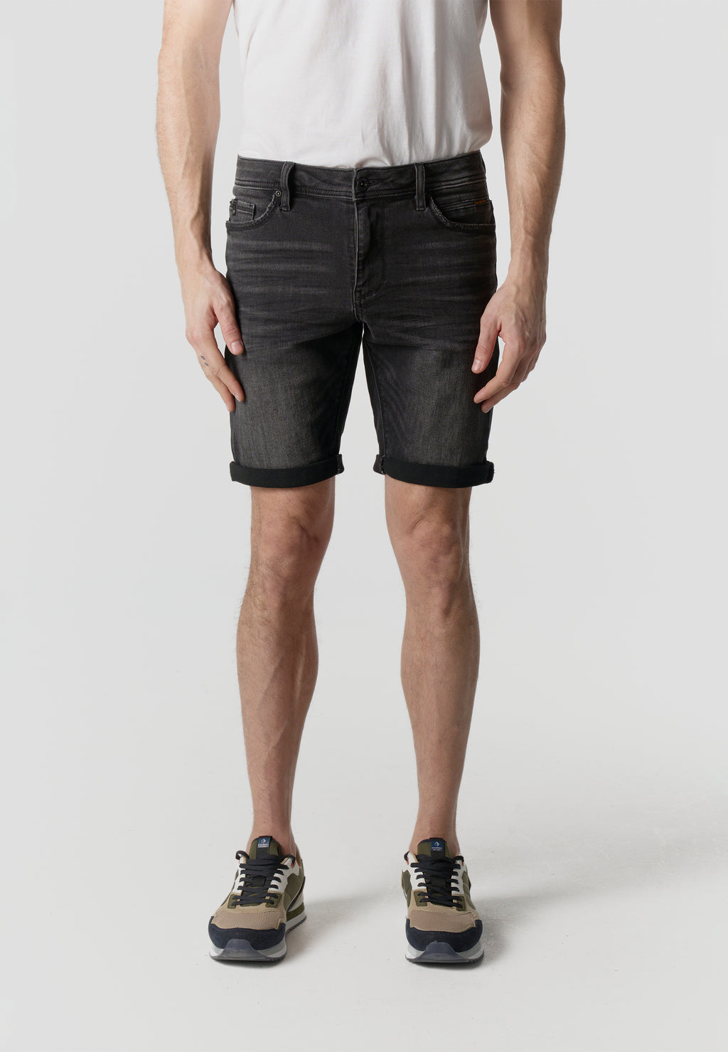 Men's regular denim jeans