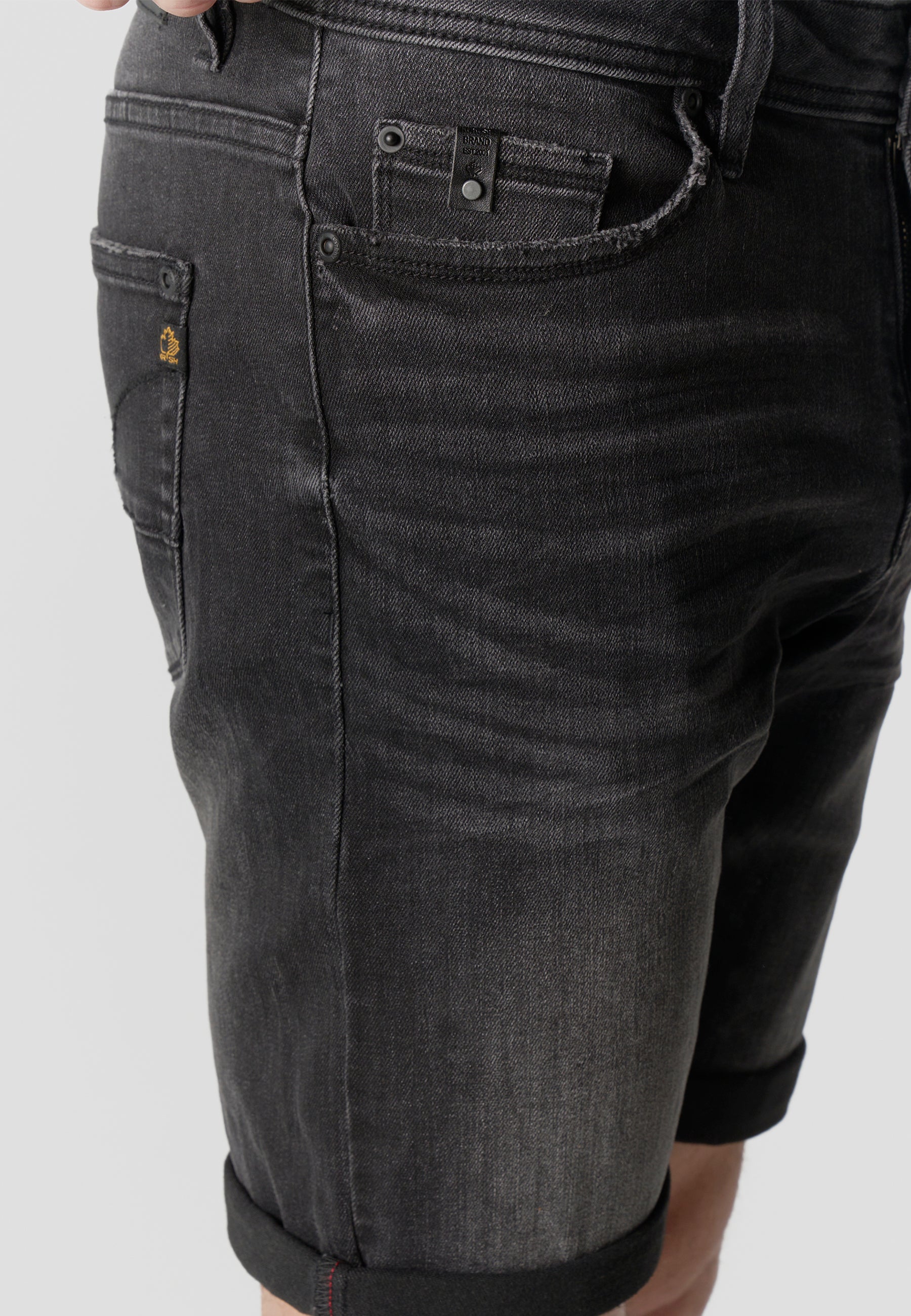 Men's regular denim jeans
