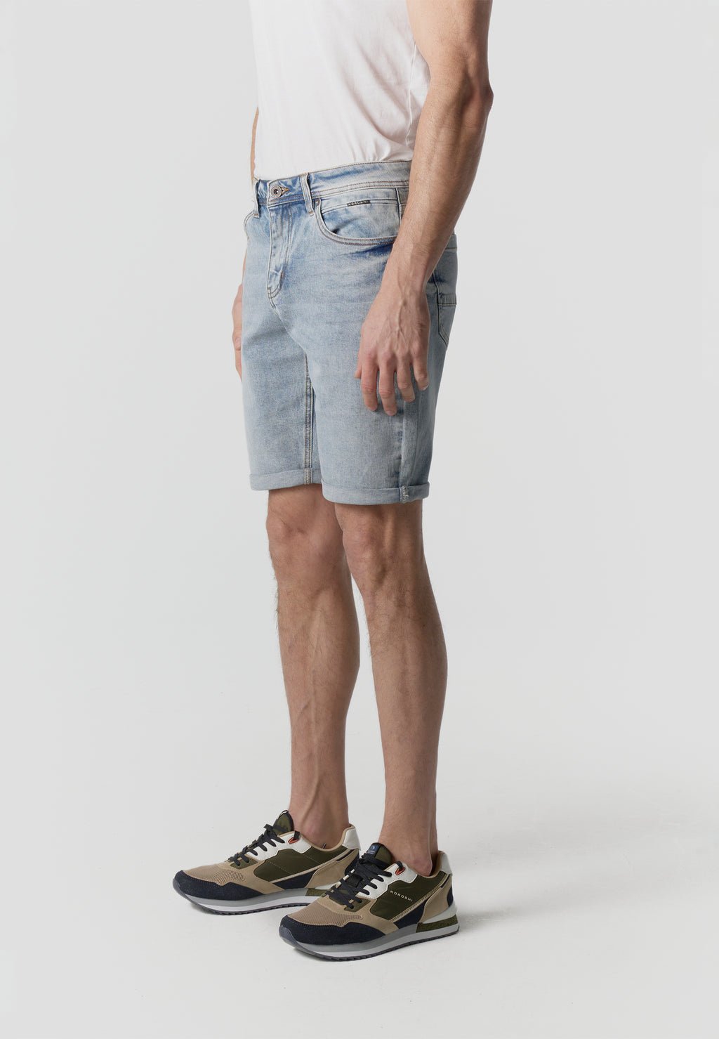 Jean en denim classique pour hommes