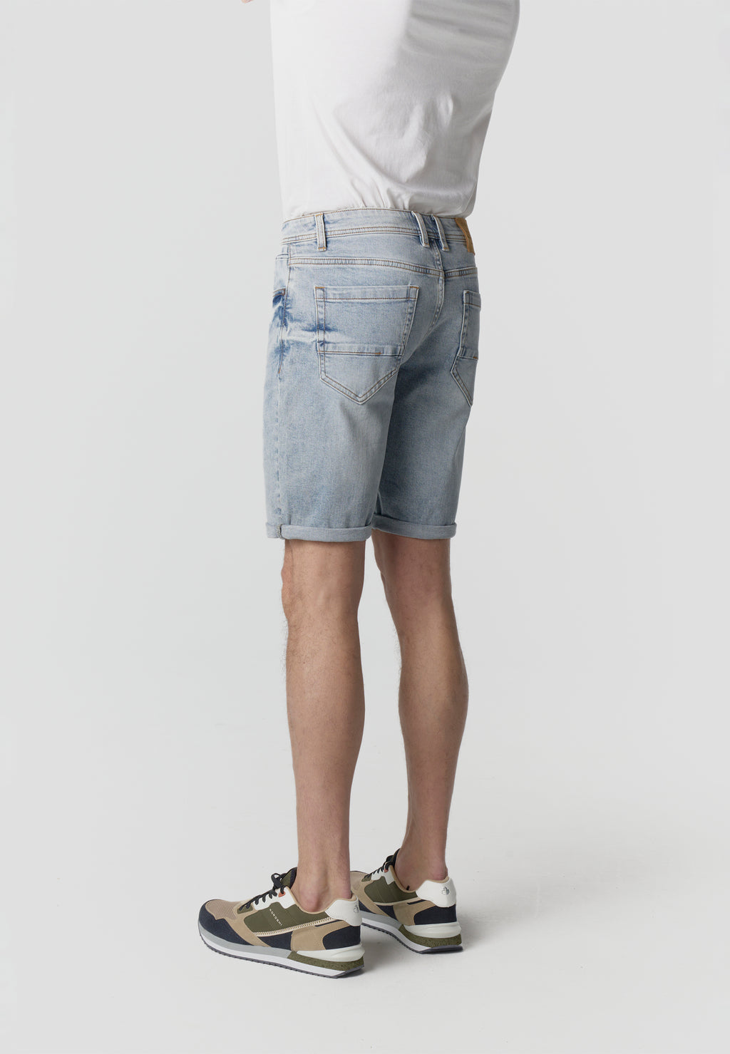 Jean en denim classique pour hommes
