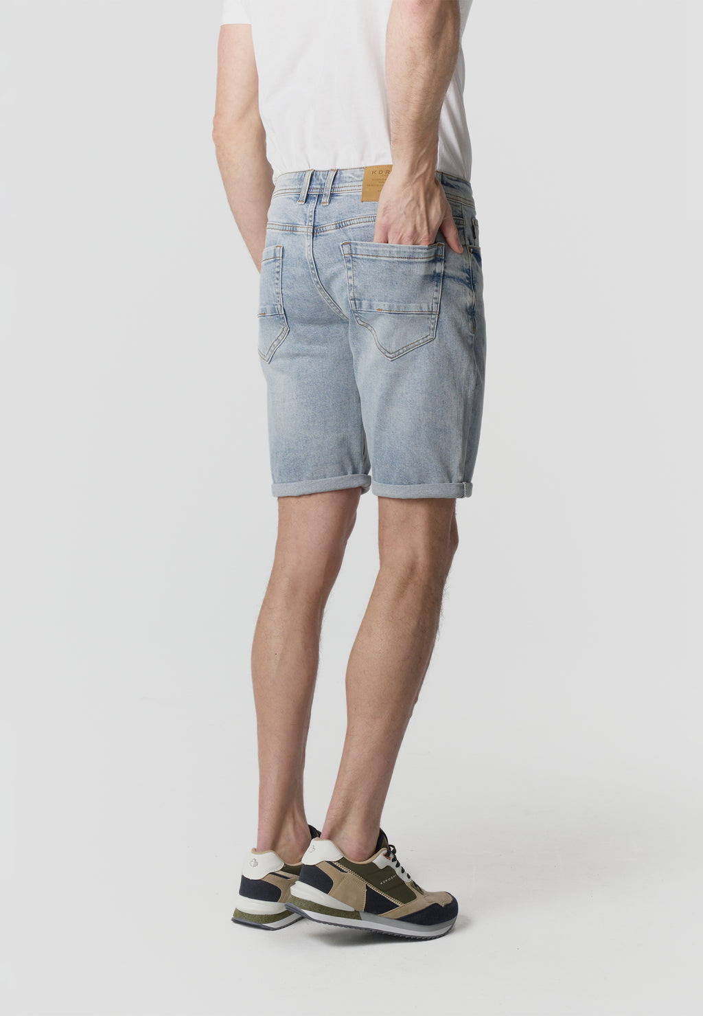 Jean en denim classique pour hommes