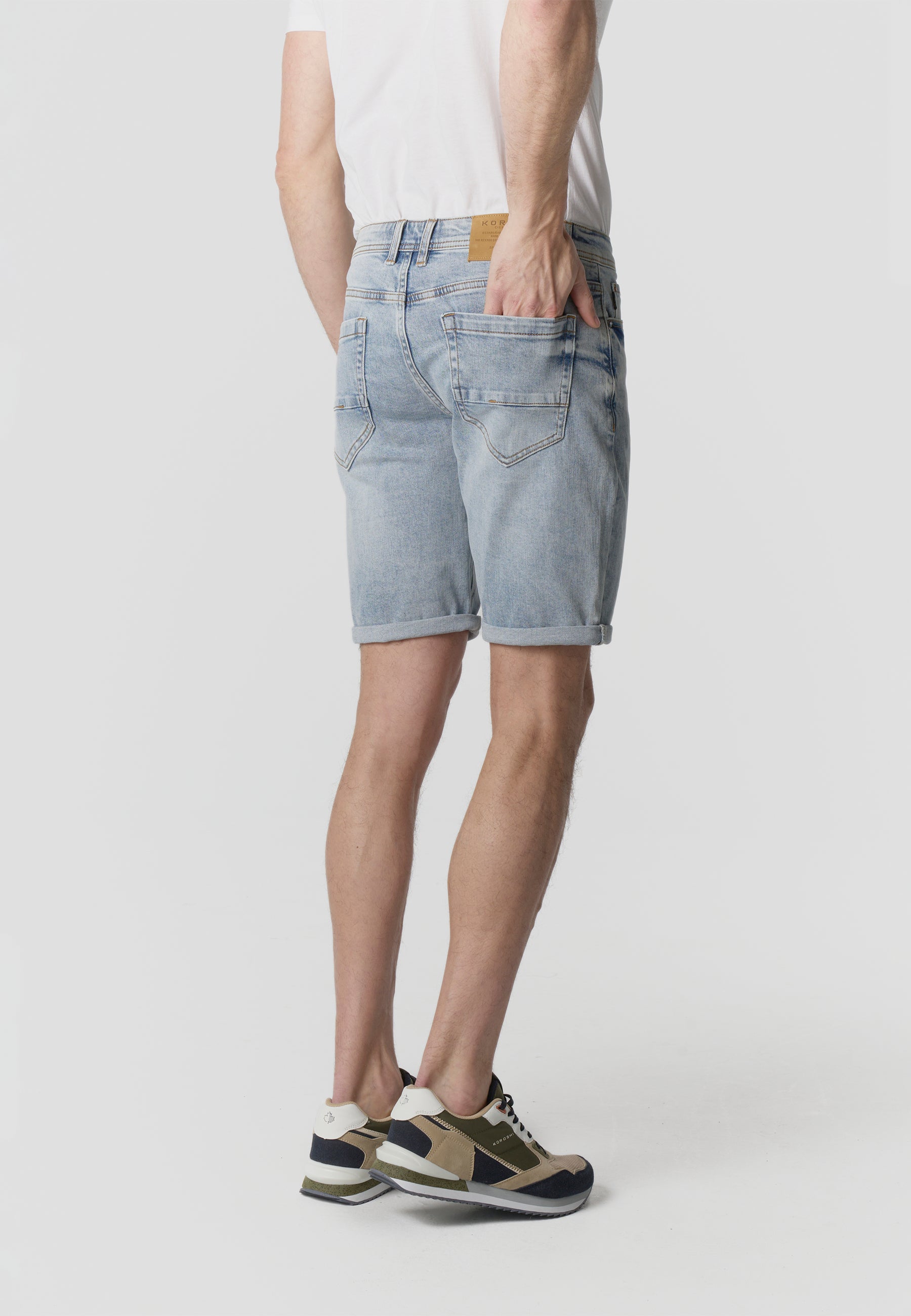 Jean en denim classique pour hommes