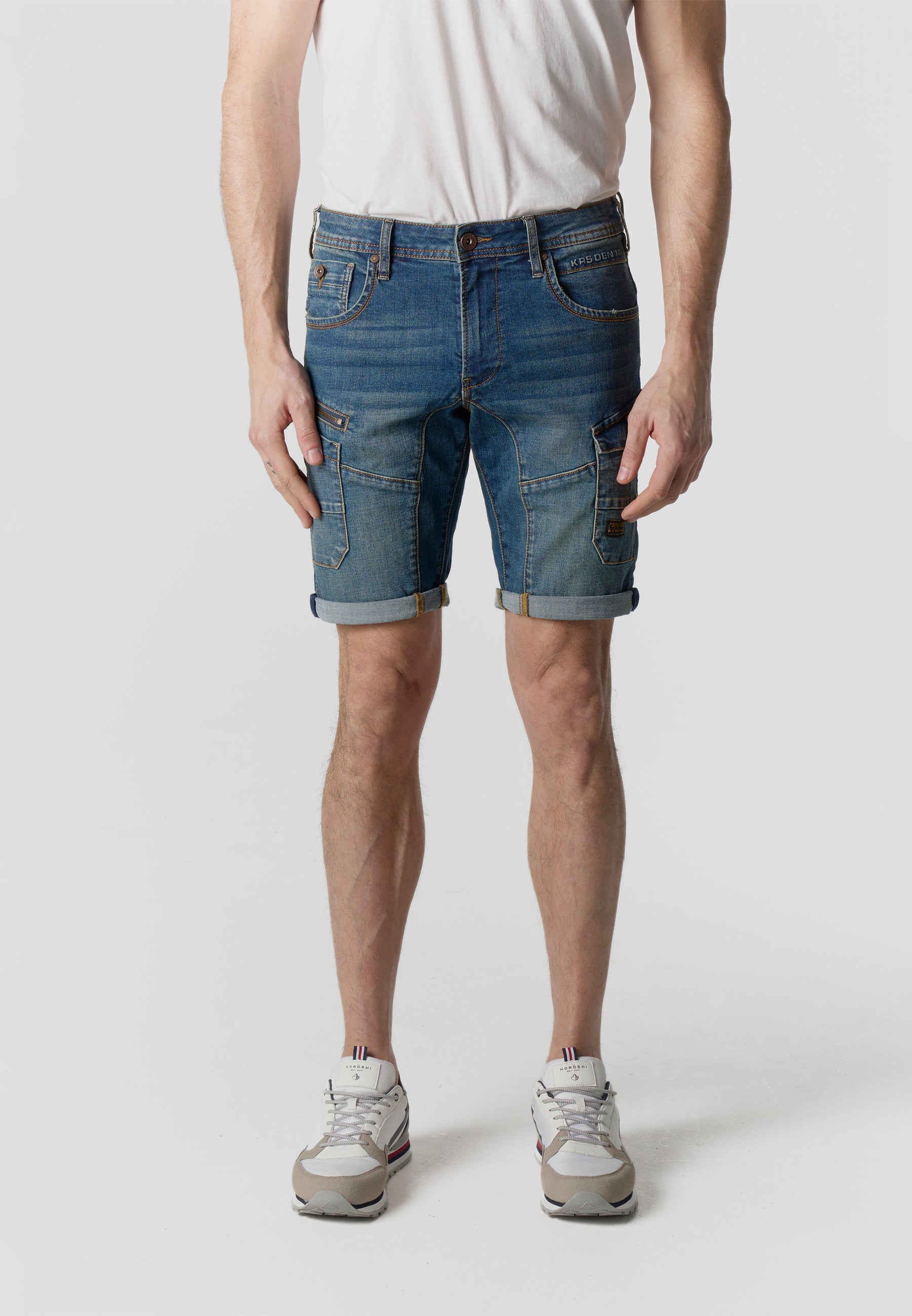 Men's regular denim jeans